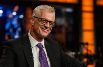 หุ้นเดลตาพุ่งสูงขึ้นเมื่อคาดการณ์กำไรกลับมา ดึงสายการบินอื่นๆ ขึ้นด้วย